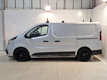 Used Renault Trafic 2018 for sale - 76851630: Photo