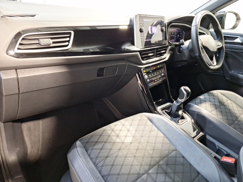 Used Volkswagen T-Roc 2022 for sale - 76779602: Photo 5