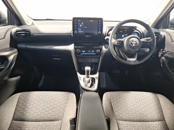 Used Toyota Yaris Cross 2023 for sale - 76183291: Photo 2