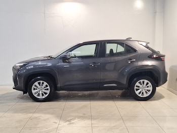 Used Toyota Yaris Cross 2023 for sale - 76183291: Photo 4