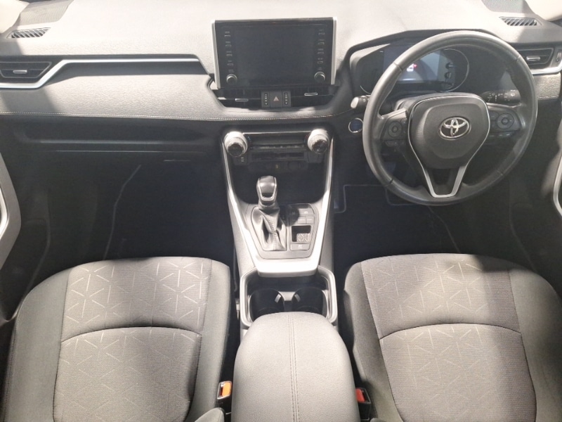 Used Toyota RAV4 2021 for sale - 77815702: Photo 2