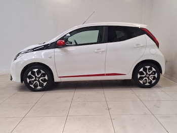 Used Toyota AYGO 2020 for sale - 79433142: Photo