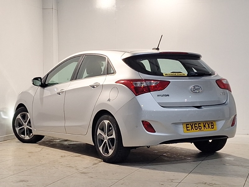 Used Hyundai i30 2016 for sale - 76619259: Photo 3