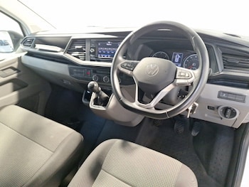Used Volkswagen Transporter 2024 for sale - 79433086: Photo