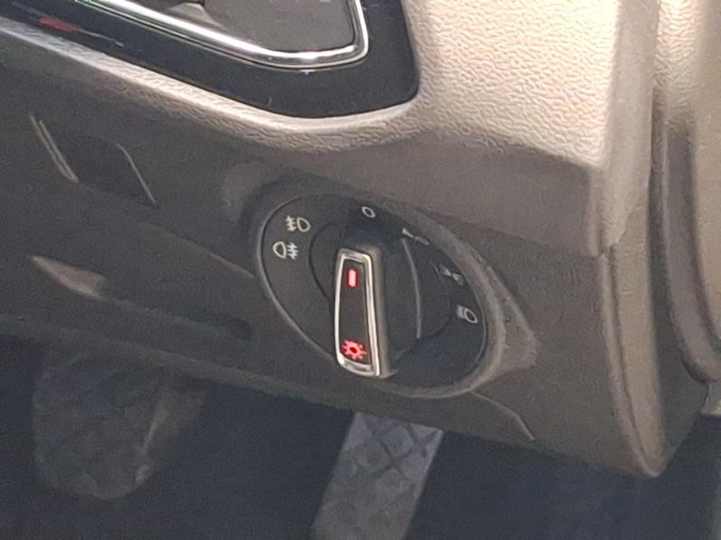 Used SEAT Leon 2019 for sale - 76624381: Photo 15