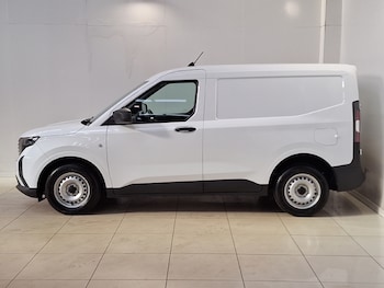 Used Ford Transit Courier 2024 for sale - 78041145: Photo