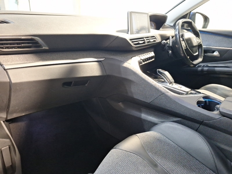 Used Peugeot 3008 2019 for sale - 77352630: Photo 5