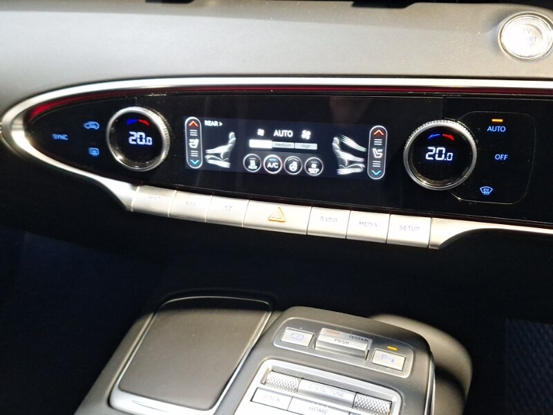 Used Genesis GV70 2024 for sale - 77689994: Photo 18