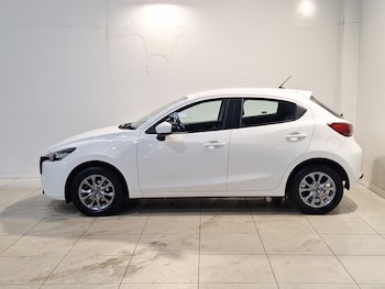 Used Mazda Mazda2 2023 for sale - 76483855: Photo