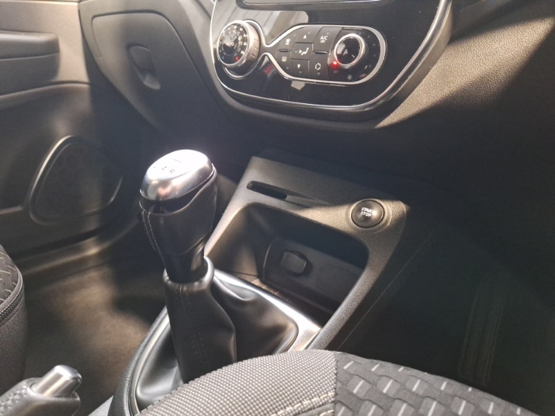 Used Renault Captur 2017 for sale - 76365720: Photo 11