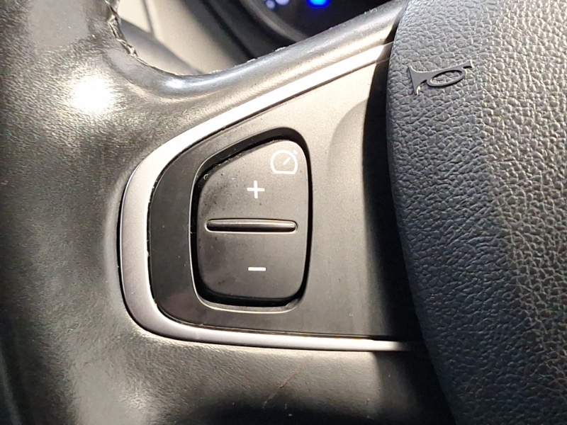 Used Renault Captur 2017 for sale - 76365720: Photo 15