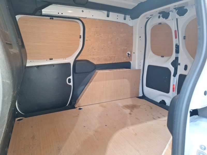 Used Renault Kangoo 2024 for sale - 77623545: Photo 6