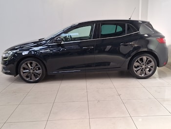Used Renault Megane 2017 for sale - 79489521: Photo