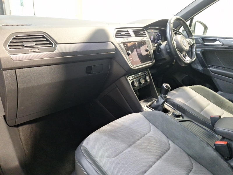 Used Volkswagen Tiguan 2017 for sale - 76614036: Photo 5