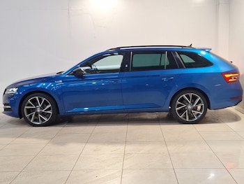 Used Skoda Superb 2023 for sale - 76183378: Photo 4