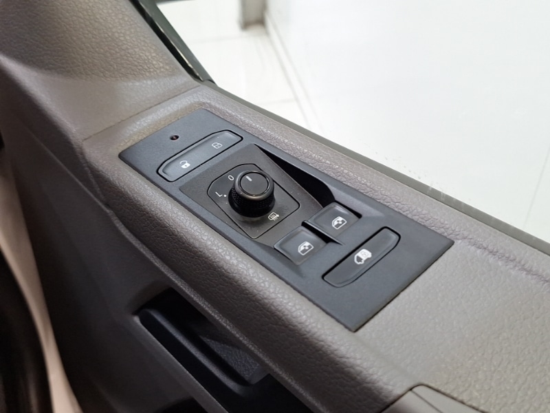 Used Volkswagen Transporter 2024 for sale - 78203150: Photo 14