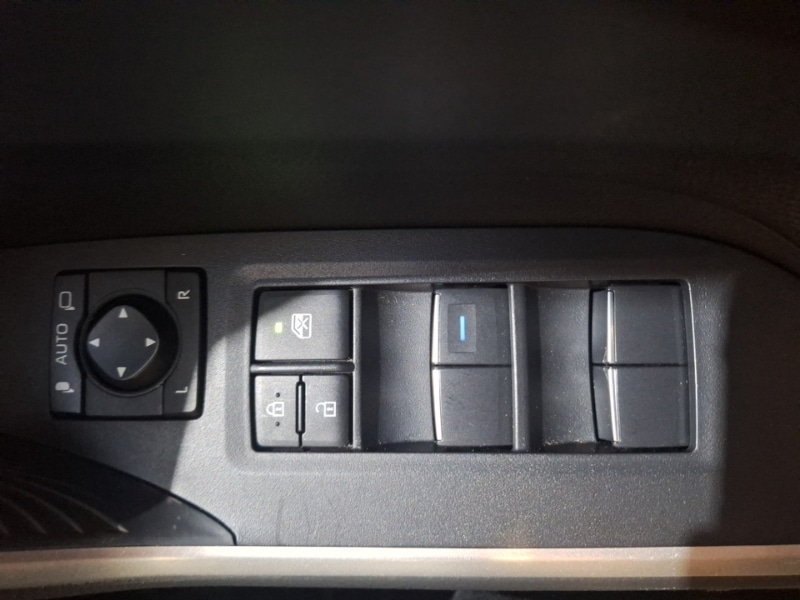 Used Toyota RAV4 2021 for sale - 76925093: Photo 14