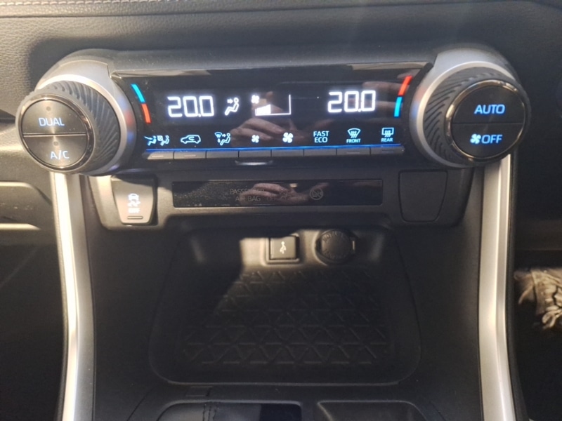 Used Toyota RAV4 2021 for sale - 76925093: Photo 18