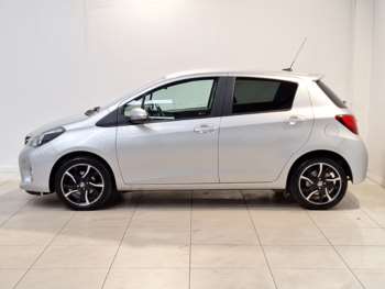 Used Toyota Yaris 2016 for sale - 74437234: Photo