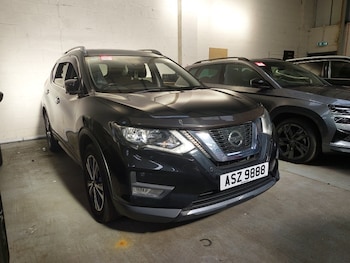 Used Nissan X-Trail 2017 for sale - 79607504: Photo