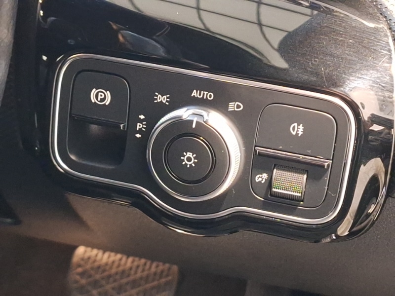 Used Mercedes-Benz A-Class 2019 for sale - 76987380: Photo 17