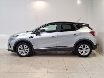 Used Renault Captur 2020 for sale - 79356615: Photo