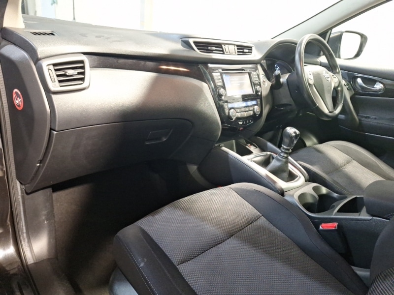 Used Nissan Qashqai 2017 for sale - 76498138: Photo 5