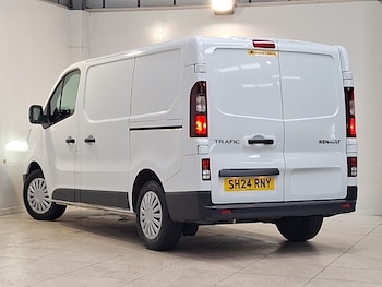Used Renault Trafic 2024 for sale - 79306120: Photo