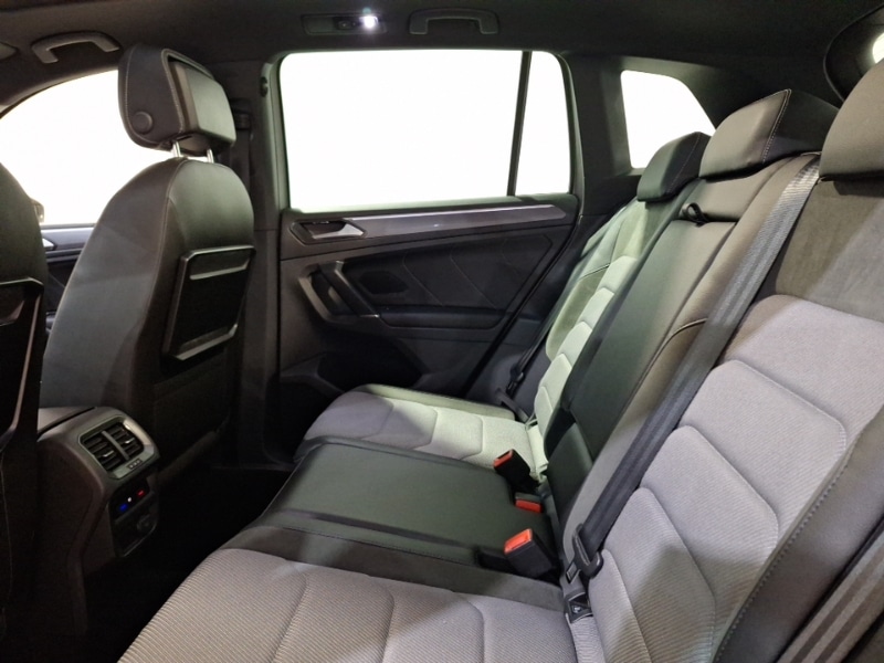 Used Volkswagen Tiguan 2017 for sale - 76978391: Photo 6