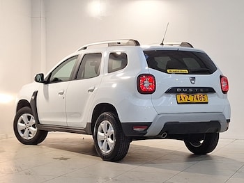 Used Dacia Duster 2021 for sale - 76526386: Photo