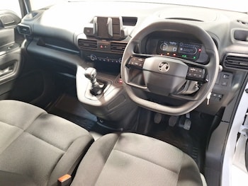 Used Vauxhall Combo 2024 for sale - 76311534: Photo
