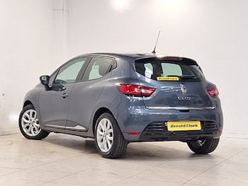 Used Renault Clio 2017 for sale - 79433161: Photo