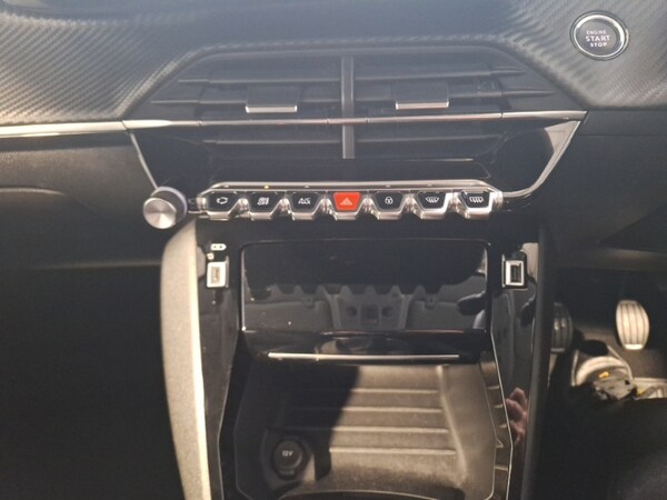 Used Peugeot 208 2021 for sale - 76225978: Photo 19