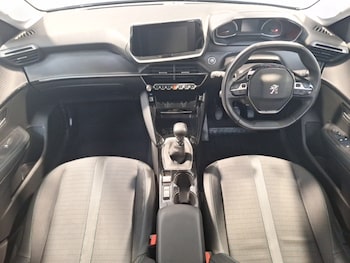 Used Peugeot 208 2021 for sale - 76225978: Photo 2