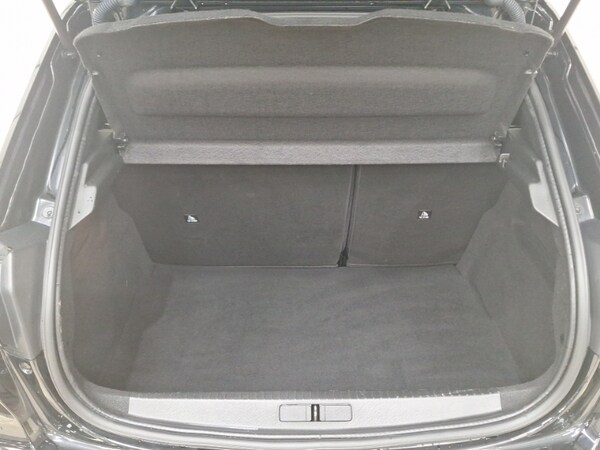 Used Peugeot 208 2021 for sale - 76225978: Photo 8