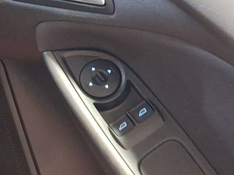 Used Ford Focus 2016 for sale - 76478650: Photo 14