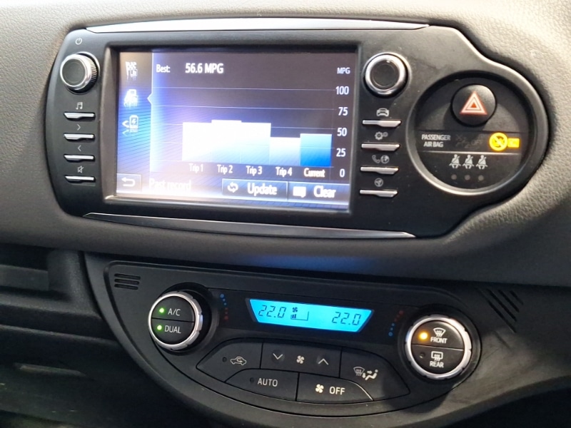 Used Toyota Yaris 2020 for sale - 78099258: Photo 19