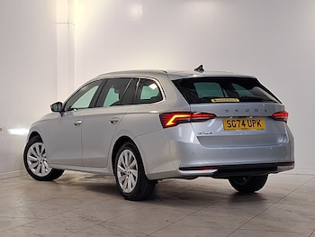 Used Skoda Octavia 2024 for sale - 79270314: Photo