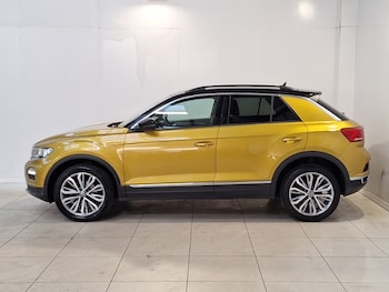 Used Volkswagen T-Roc 2021 for sale - 78346690: Photo