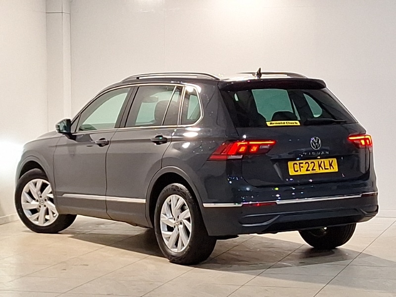Used Volkswagen Tiguan 2022 for sale - 76771342: Photo 3