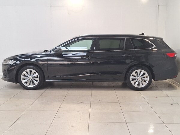 Used Skoda Superb 2024 for sale - 75702163: Photo 4
