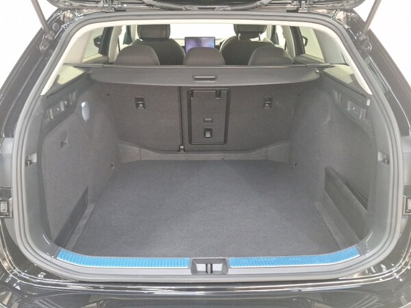 Used Skoda Superb 2024 for sale - 75702163: Photo 8