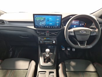 Used Ford Kuga 2025 for sale - 76116183: Photo 2