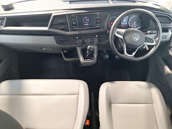 Used Volkswagen Transporter Shuttle 2024 for sale - 79382611: Photo