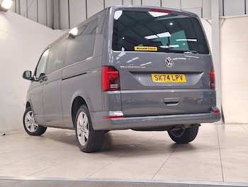 Used Volkswagen Transporter Shuttle 2024 for sale - 79382611: Photo