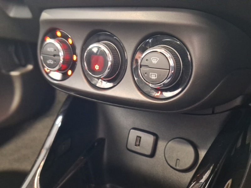 Used Vauxhall ADAM 2016 for sale - 76533084: Photo 17