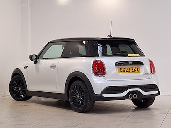 Used MINI Hatch 2023 for sale - 78369429: Photo