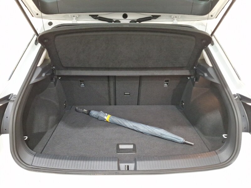 Used Volkswagen T-Roc 2023 for sale - 76683673: Photo 8