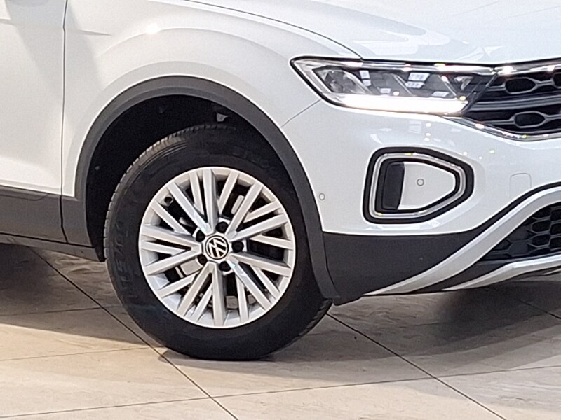 Used Volkswagen T-Roc 2023 for sale - 76683673: Photo 9