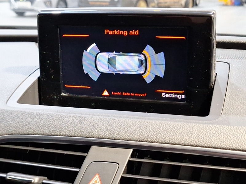 Used Audi Q3 2018 for sale - 76846908: Photo 10